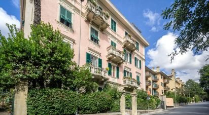 Appartamento 8 locali di 160 m² a Genova (16146)