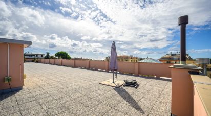 Appartamento 8 locali di 160 m² a Genova (16146)