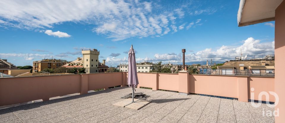 Appartamento 8 locali di 160 m² a Genova (16146)