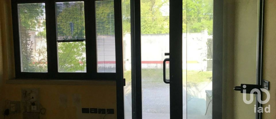 Capannone di 3.872 m² in Guidizzolo (46040)