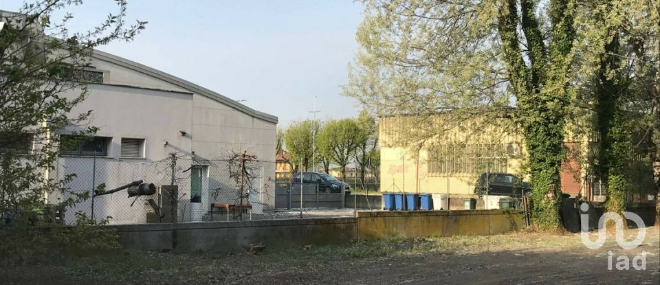 Capannone di 3.872 m² in Guidizzolo (46040)