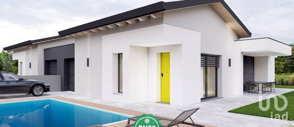 Villa Bifamiliare 5 locali di 140 m² in Castel Goffredo (46042)