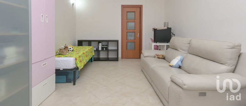 Trilocale di 85 m² a Torino (10154)