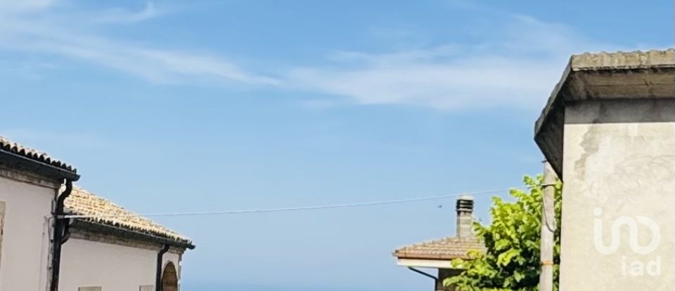 Casa indipendente / Villa 8 locali di 245 m² in Colonnella (64010)