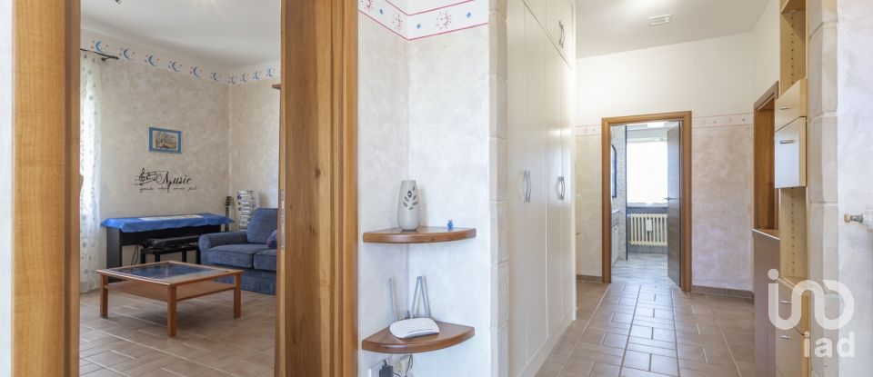 Apartment 7 rooms of 150 m² in Filottrano (60024)