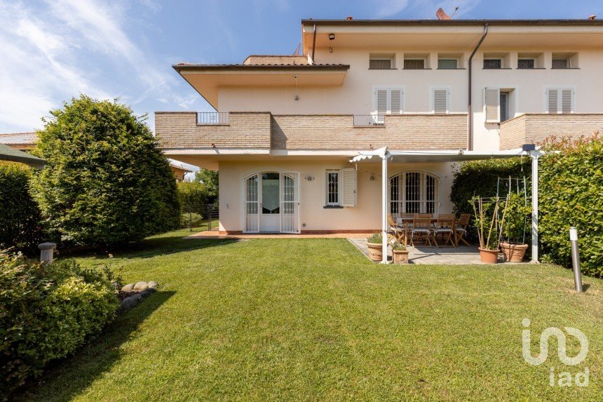 House 7 rooms of 150 m² in Altopascio (55011)