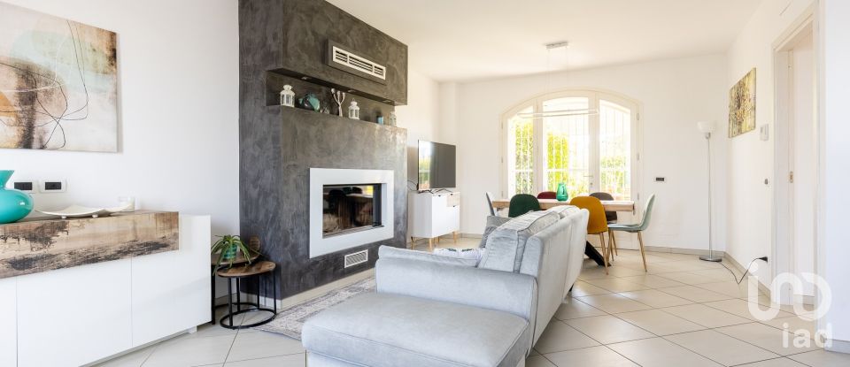 House 7 rooms of 150 m² in Altopascio (55011)