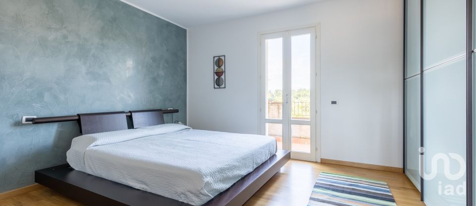 House 7 rooms of 150 m² in Altopascio (55011)