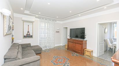 Appartamento 5 locali di 95 m² a Genova (16147)