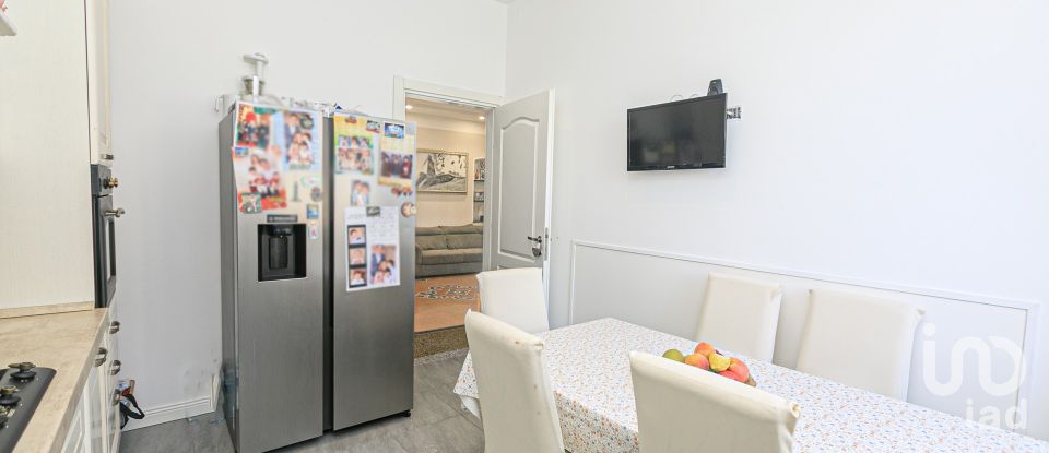 Appartamento 5 locali di 95 m² a Genova (16147)