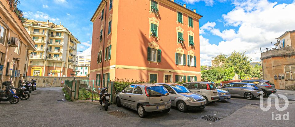 Appartamento 5 locali di 95 m² a Genova (16147)