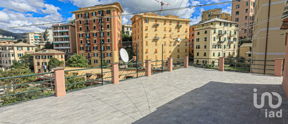 Appartamento 5 locali di 95 m² a Genova (16147)