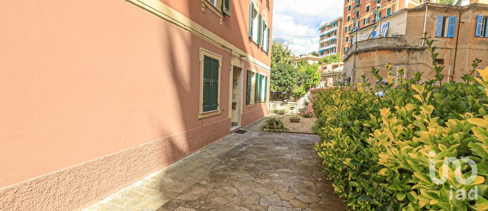 Appartamento 5 locali di 95 m² a Genova (16147)
