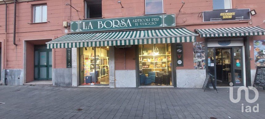 Negozio / locale commerciale di 30 m² in Genova (16126)