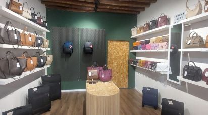 Negozio / locale commerciale di 30 m² in Genova (16126)