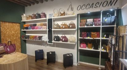 Negozio / locale commerciale di 30 m² in Genova (16126)