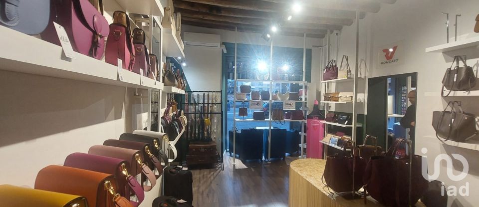 Negozio / locale commerciale di 30 m² in Genova (16126)