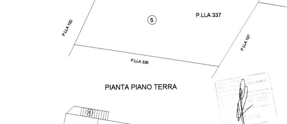 House boat 12 rooms of 329 m² in Castelli (64041)