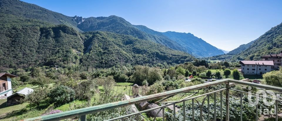 Block of flats in Cimego (38082) of 565 m²