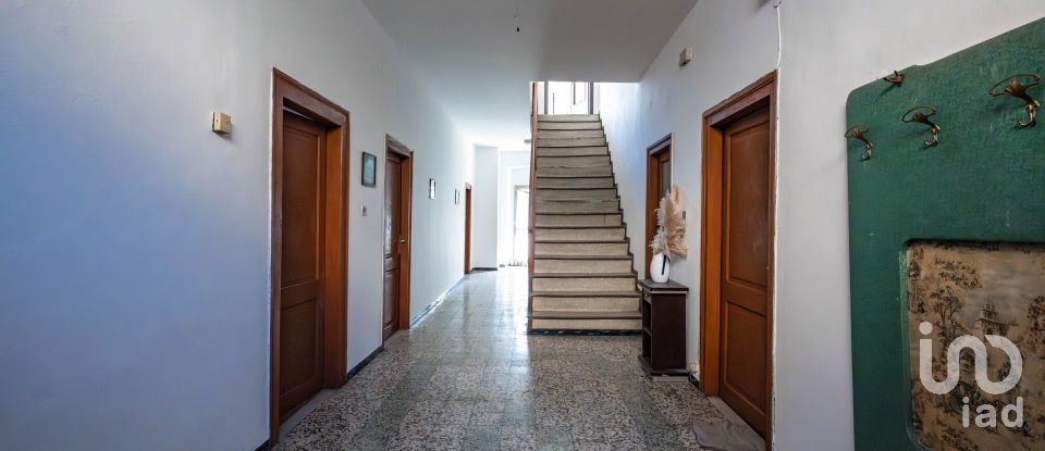 Block of flats in Cimego (38082) of 565 m²