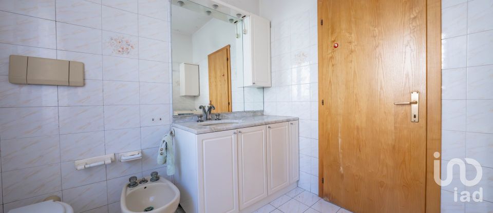 Block of flats in Cimego (38082) of 565 m²