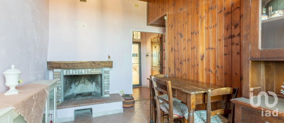 Bilocale di 35 m² a Peccioli (56037)