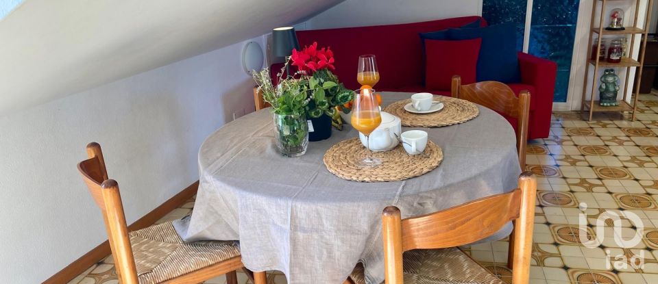 Quadrilocale di 109 m² a Cogoleto (16016)