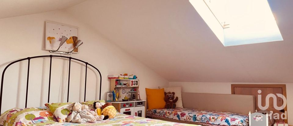 Quadrilocale di 109 m² a Cogoleto (16016)