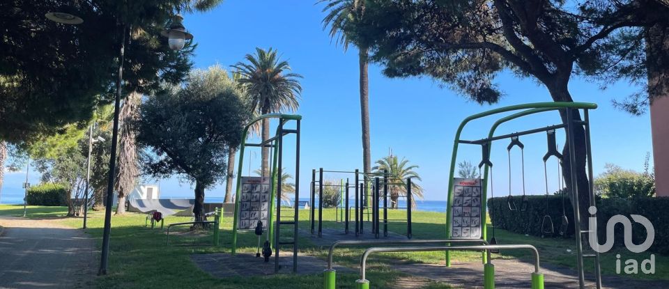 Quadrilocale di 109 m² a Cogoleto (16016)