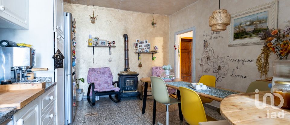 Apartment 6 rooms of 110 m² in Vicopisano (56010)