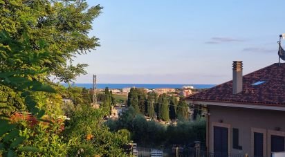 Terreno di 711 m² in Pineto (64025)