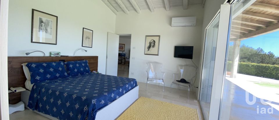 House 8 rooms of 180 m² in San Teodoro (07052)