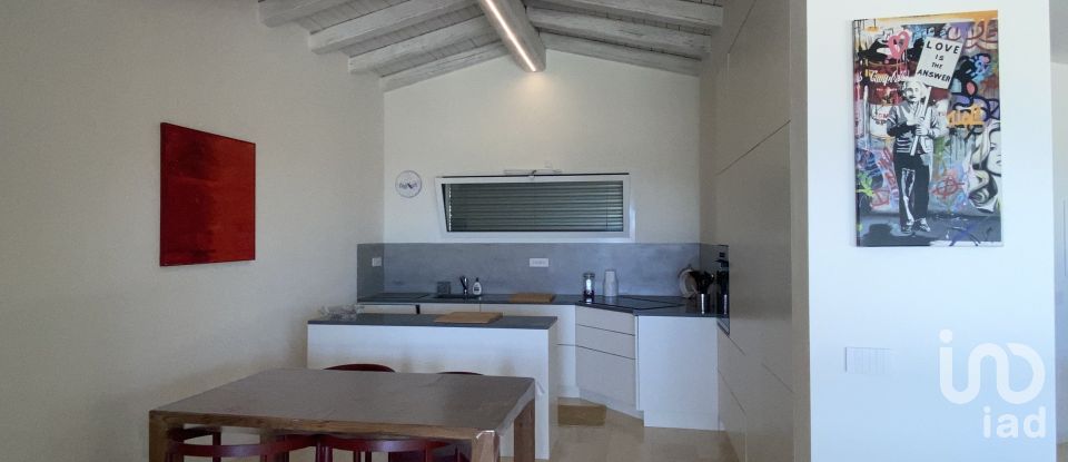 House 8 rooms of 180 m² in San Teodoro (07052)