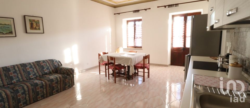 Three-room apartment of 70 m² in San Giusto Canavese (10090)