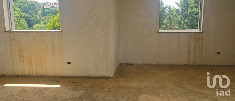 House boat 11 rooms of 700 m² in Marcellinara (88044)