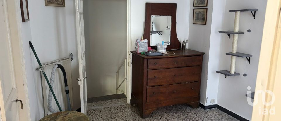 Casa indipendente / Villa 7 locali di 142 m² in Finale Ligure (17024)