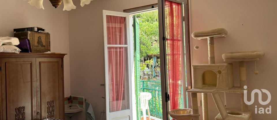 Casa indipendente / Villa 7 locali di 142 m² in Finale Ligure (17024)