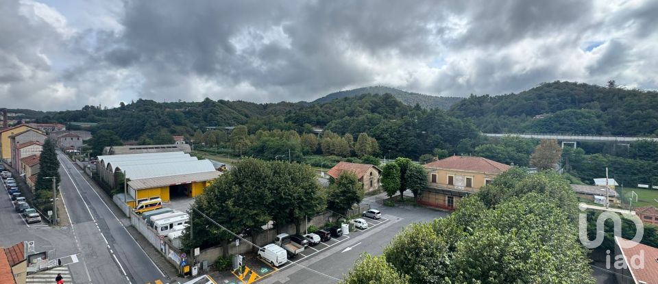 Four-room apartment of 91 m² in Altare (17041)