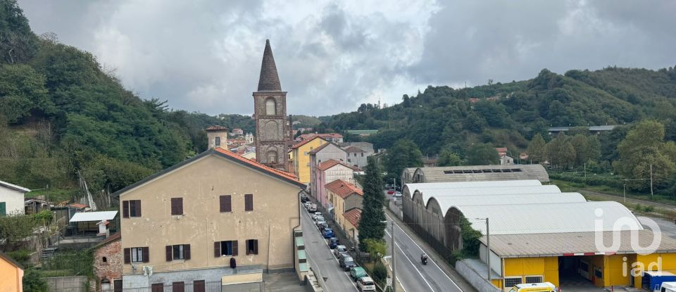 Four-room apartment of 91 m² in Altare (17041)