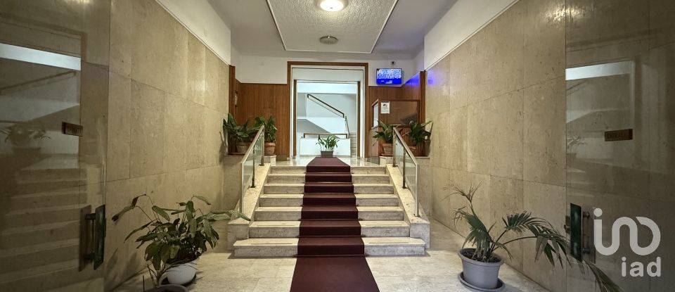 Four-room apartment of 170 m² in Palermo (90138)