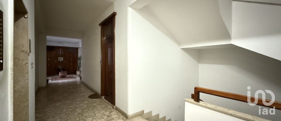 Four-room apartment of 170 m² in Palermo (90138)
