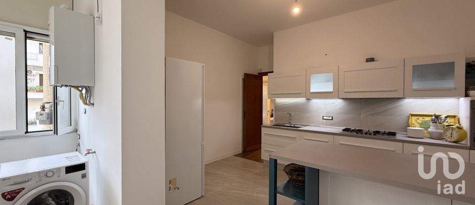 Four-room apartment of 170 m² in Palermo (90138)