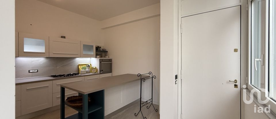 Four-room apartment of 170 m² in Palermo (90138)