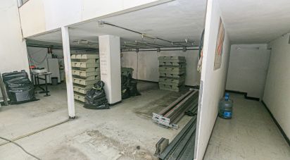 Negozio / locale commerciale di 170 m² in Genova (16149)