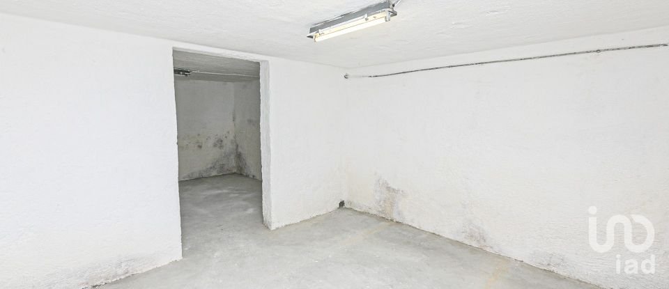 Negozio / locale commerciale di 170 m² in Genova (16149)