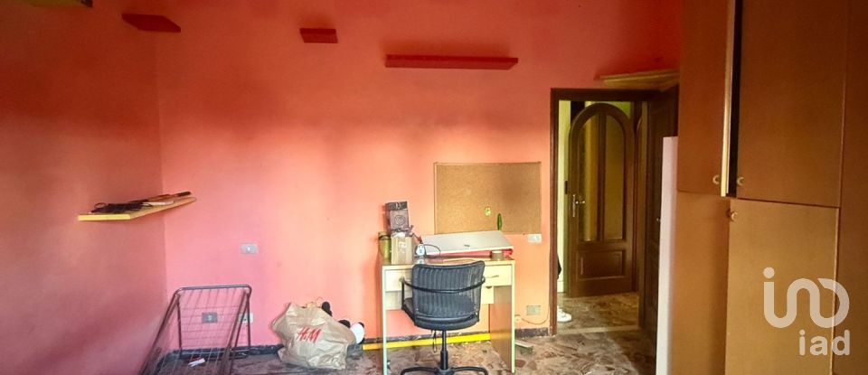 Apartment 7 rooms of 155 m² in Prato (59100)