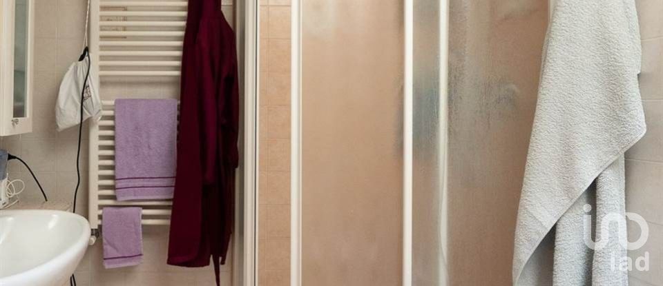 House 7 rooms of 129 m² in Signa (50058)