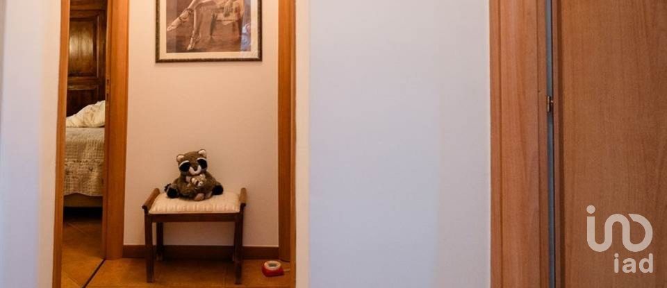 House 7 rooms of 129 m² in Signa (50058)