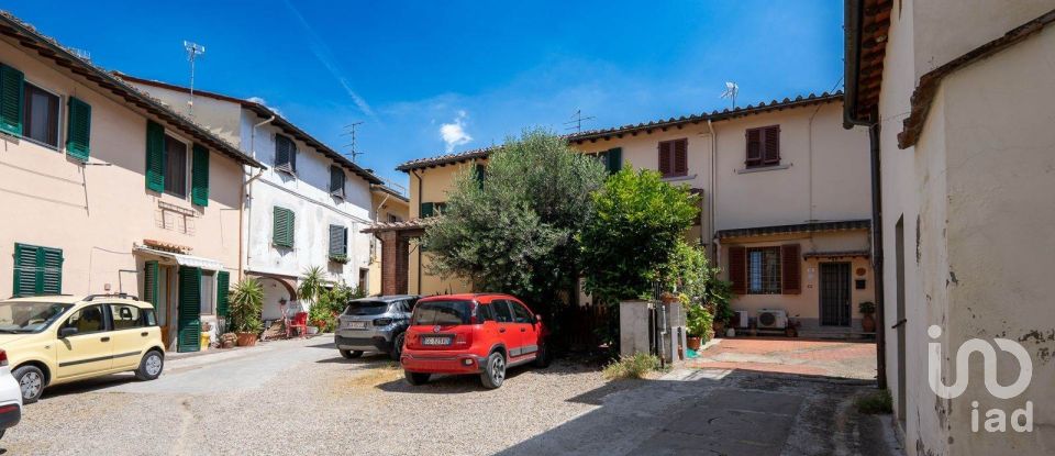 House 7 rooms of 129 m² in Signa (50058)