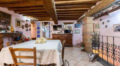 Apartment 6 rooms of 83 m² in Peccioli (56037)